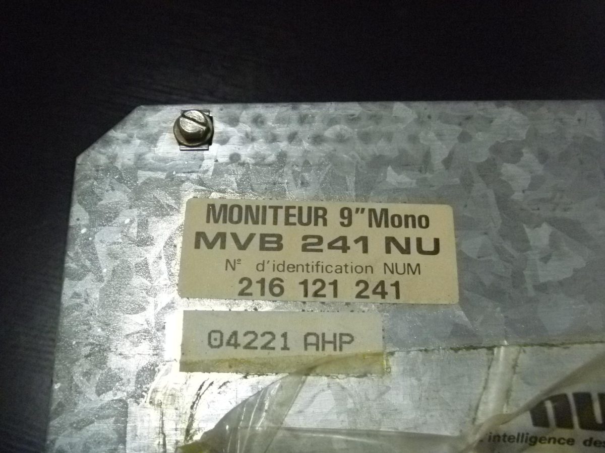 NUM 760 original CRT MVB 241 NU